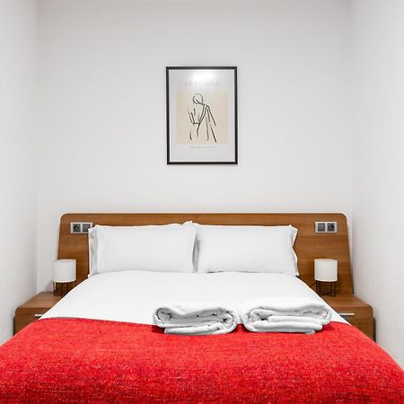 Wintowinrentals Quiet Apartment, Good Location, Free Parking Малага Экстерьер фото